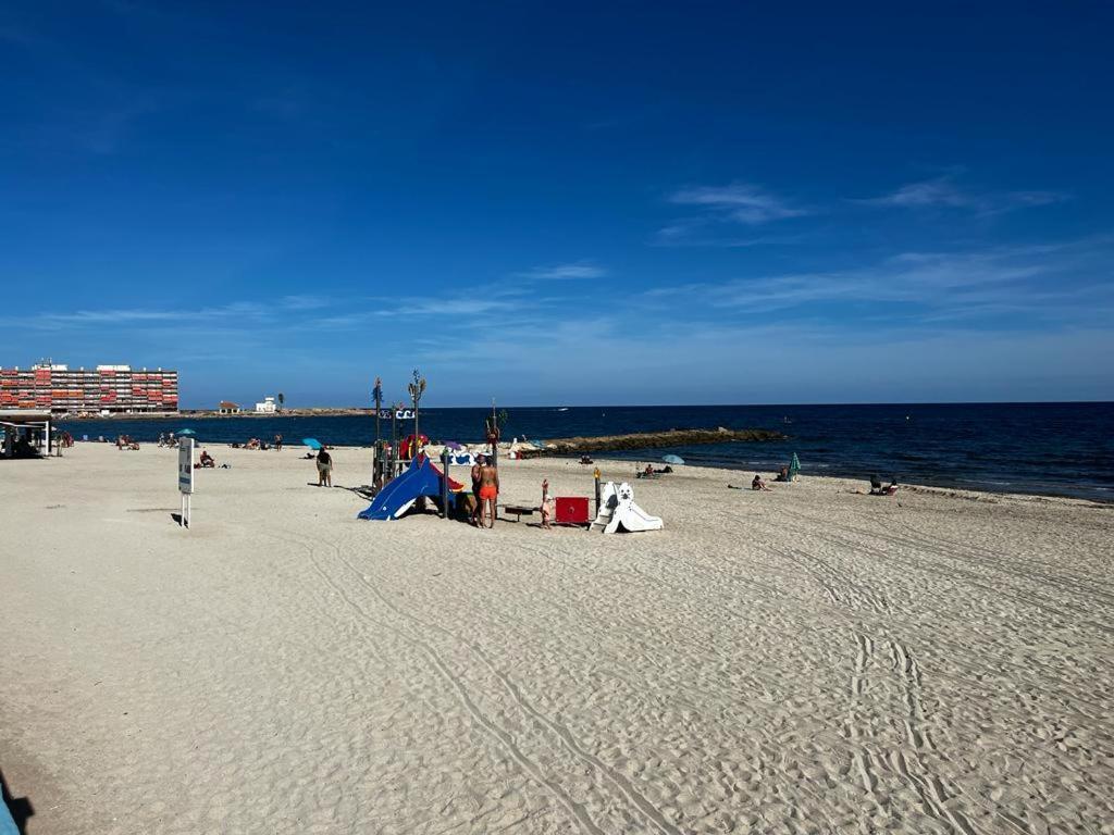 Pmt19 - Los Locos 19 - Edificio Orbiplaya Torrevieja Esterno foto