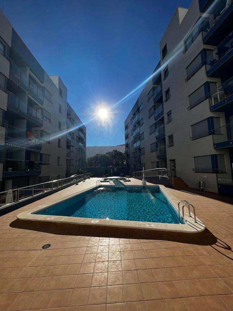 Pmt19 - Los Locos 19 - Edificio Orbiplaya Torrevieja Esterno foto